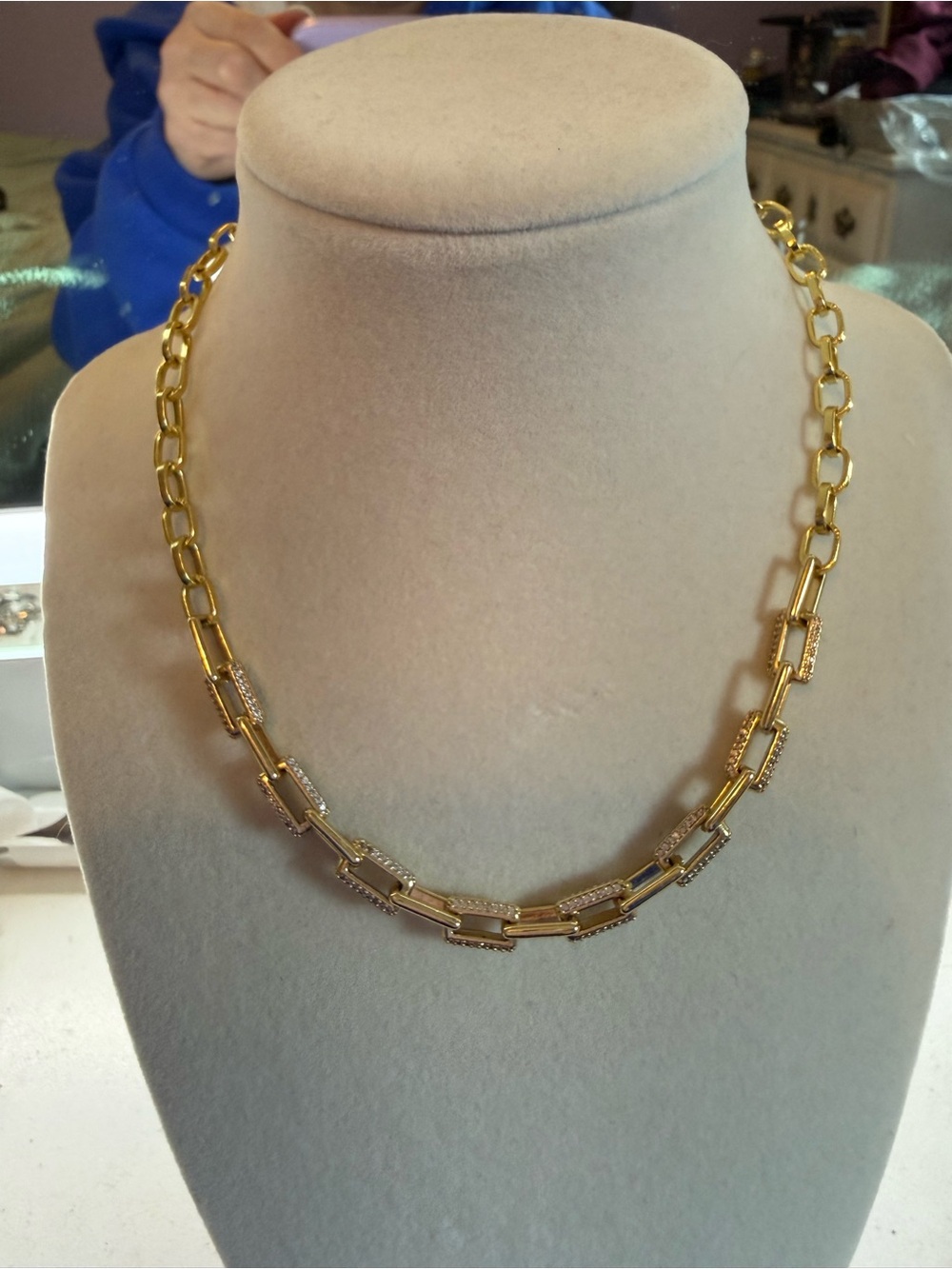 Timeless Gold Rope Necklace with Braided Design